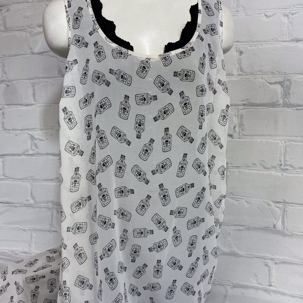 Poison Tank From Torrid - Picture 3 of 12